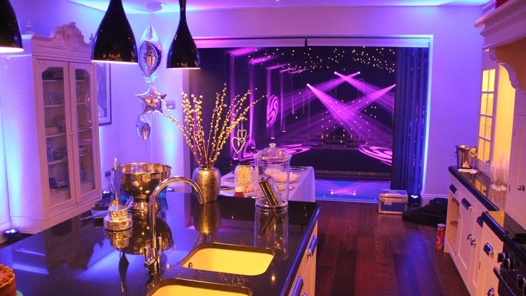 14 Top Tips To Make A House Party Amazing - MGN Events